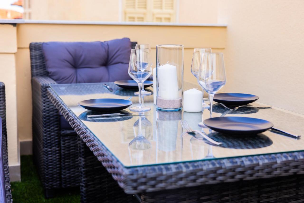H11 Luxury Sanremo Centro - Elegante - Casino Lägenhet Exteriör bild